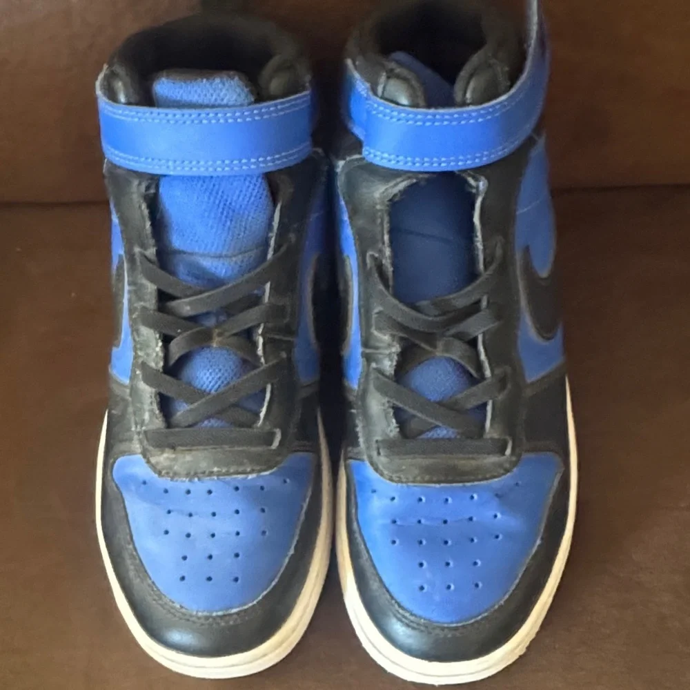 Nike Court Borough Mid 2 Big Kids' Shoes SZ 3Y QQ